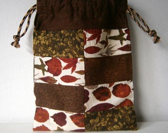 sac pochette , en patchwork fait main, pour ranger plein de petites choses...