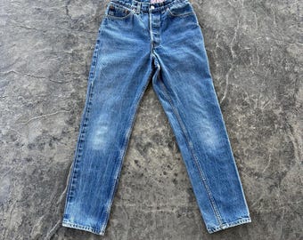 Levi’s 501 Mid Rise Medium Wash Jeans For Women Faded Blue 80s Vintage 26.5 X 30
