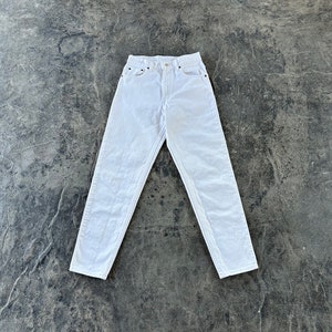 Levi’s 550 Relaxed Fit Tapered Leg Jeans White 90s Vintage 27.5 X 29.5 8