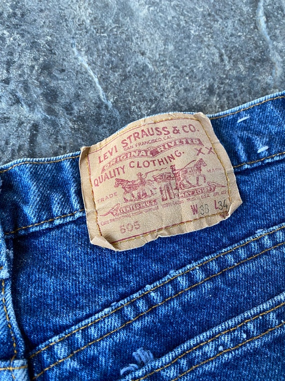 80s Levis 505 Medium Wash Straight Leg Jeans Mildly Distressed