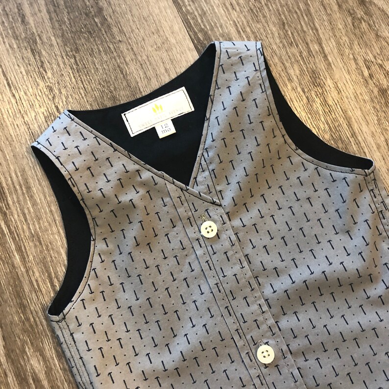 12 Month Hammer print Vest Chip