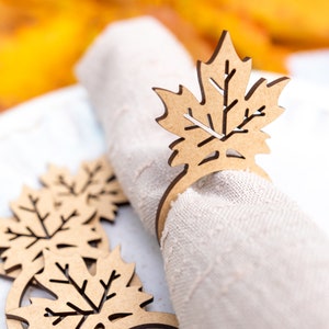 Set of 4 Laser Cut Wooden Fall Leaf Napkin Ring, Party, Housewarming Gift, Hostess Gift imagem 3