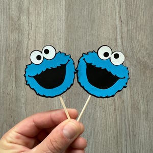 Cookie Monster Cupcake Toppers: Sesame Street Birthday Party Decor