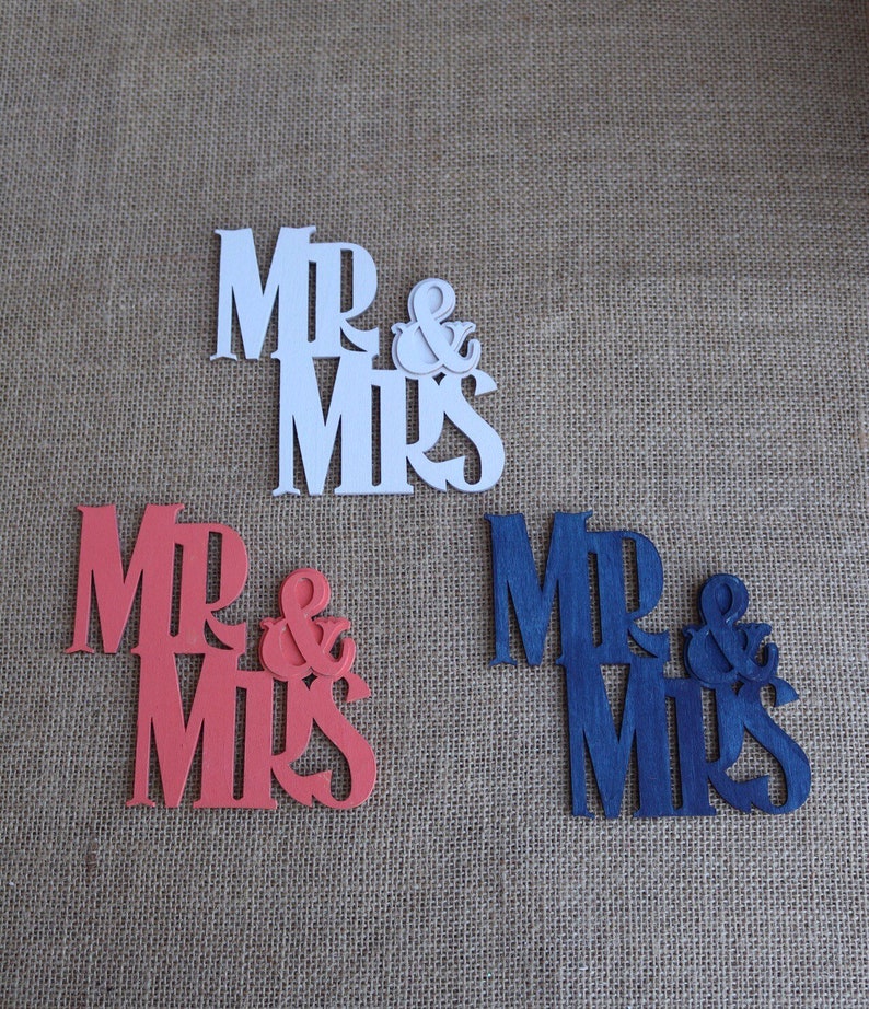 Mr and Mrs wood sign for beach wedding beach decor for sweetheart table