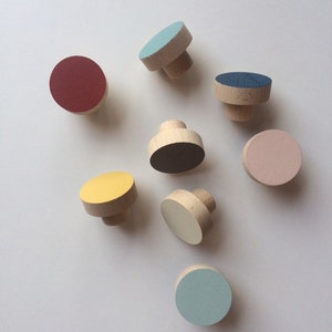 SW011 Round Wooden Knobs/Colours Pulls/Drawer/Cabinet Knobs/Children Room