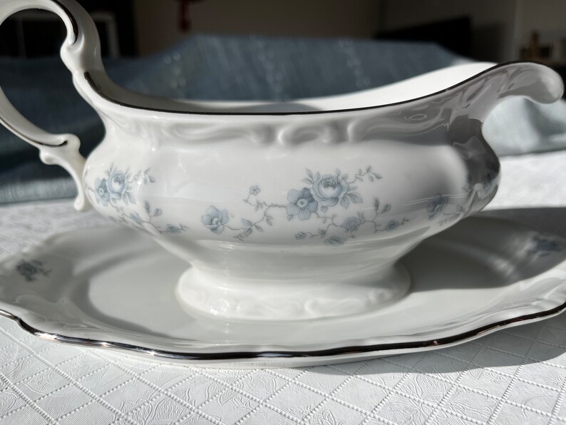 Johann Haviland Bavaria Germany Blue Bouquet Platinum Gravy Boat With Attached Underplate - Ireland