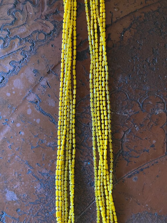 Yellow 1960’s Beaded Necklace - image 5