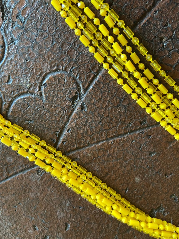 Yellow 1960’s Beaded Necklace - image 3