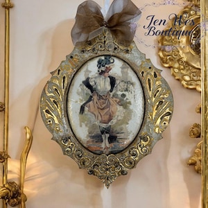 Romantic Wall Medallion, Lady in the Rain, Gilded Frame, Vintage-Style Boudoir Decor, Playful Lady Illustration in Oval Frame, Feminine Wall