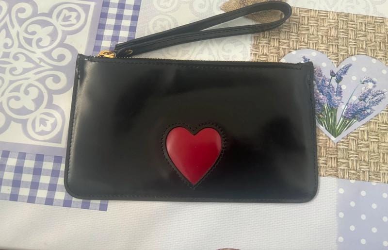 MOSCHINO ハートミニバッグ レア Moschino Heart Biker Bag | Black | FARFETCH
