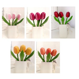 3x Wood Small Tulips Dutch Wooden Tulip Hand painted Table decor Wedding Rustic home Wedding Vintage flowers Mom Tiny Mother's day gift