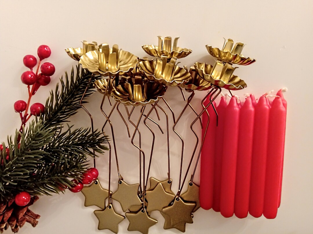 Set of 10 Christmas Tree Candle Holders Gold 10 Red Candles Pendulum