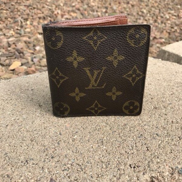 Authentic Vintage Monogram Men's Louis Vuitton Wallet