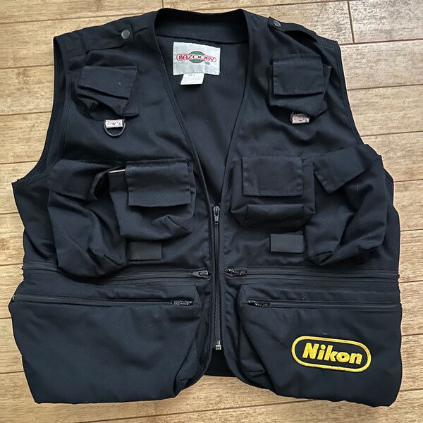 Vintage BAZOOBY Black Photo Vest. Men's Size Large  Nikon Patch