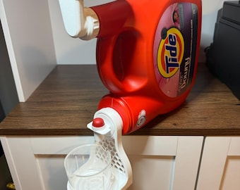 Laundry Detergent Cup Holder with Drain – No More Messy Drips!