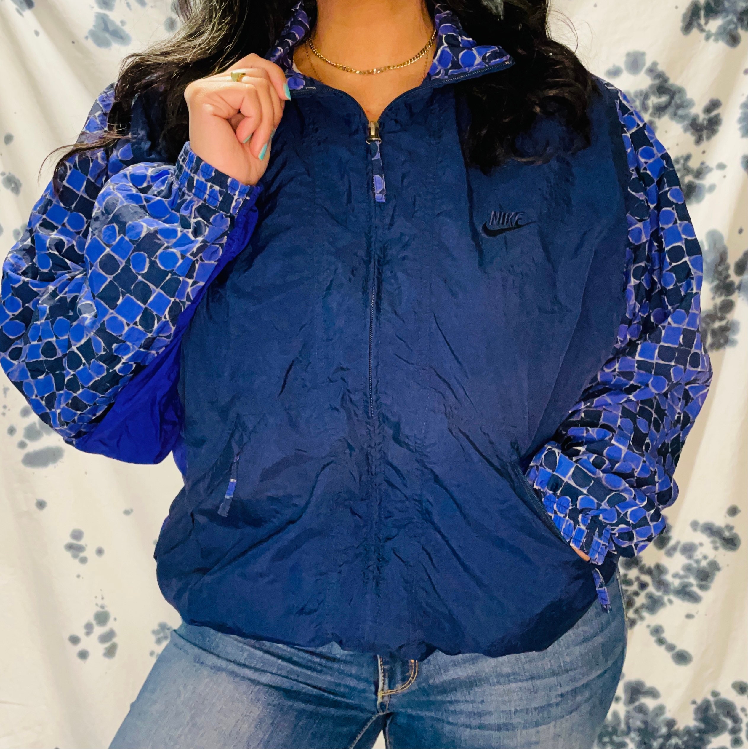 circle zipper jacket