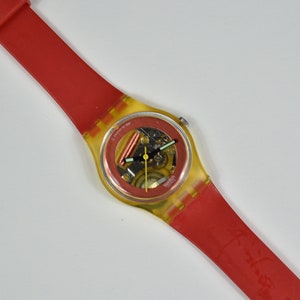 Vintage Red &quot;Disque Rouge&quot; 1988 Swatch Watch
