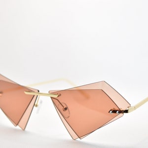 Brown Retro Avant Garde Raver Off-Centered Lens Sunglasses