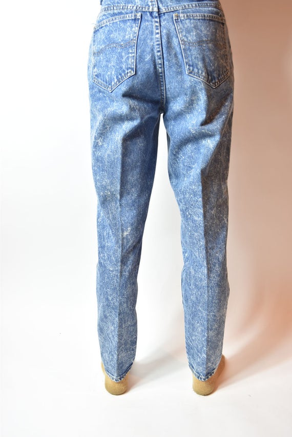 Vintage 80's Blue Acid Washed Mom Jeans - image 4