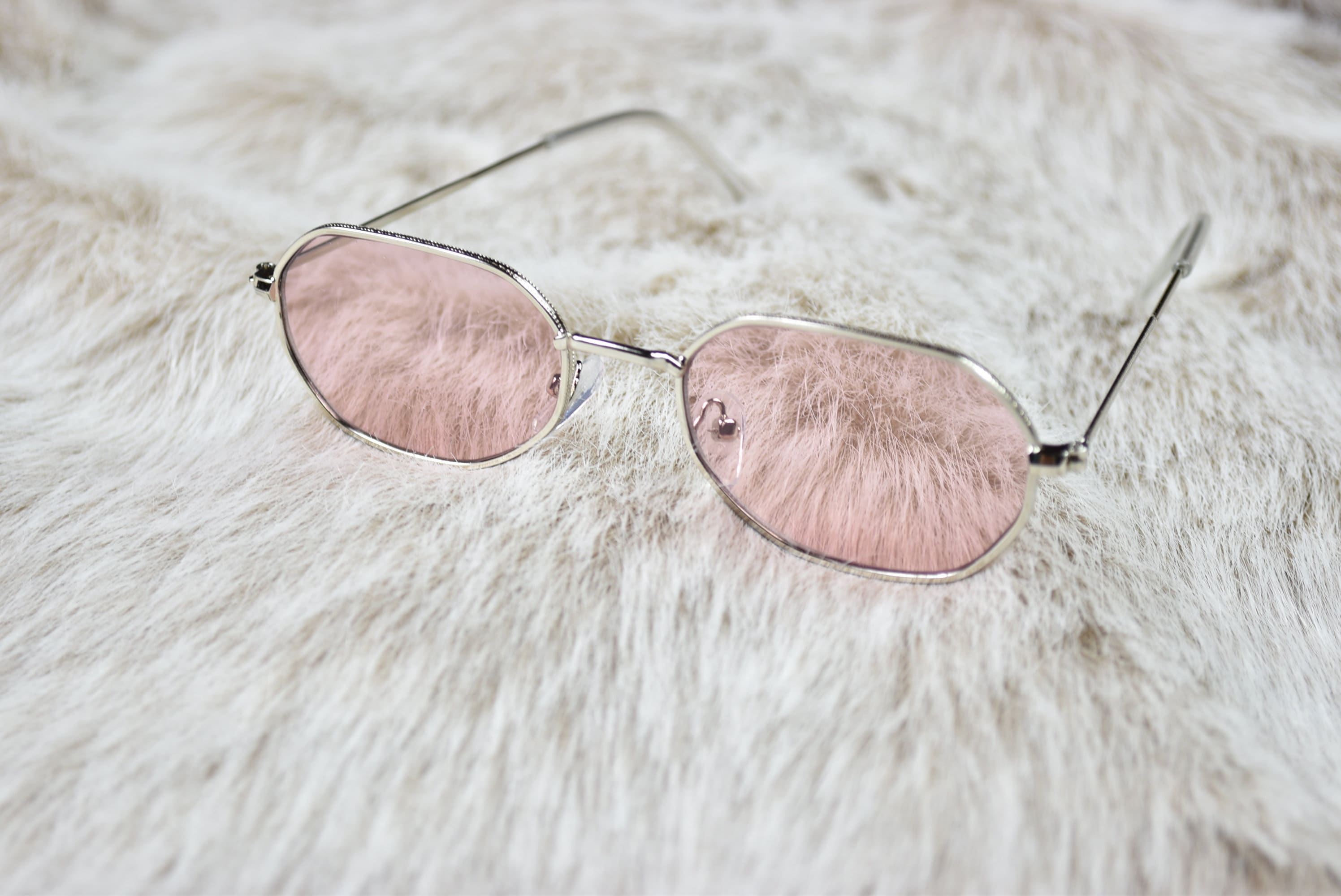 HW2013 - Rimless Retro Round Geometric Frameless Tinted Fashion Sunglasses