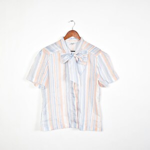 Blusa de lazo de manga corta a rayas pastel vintage