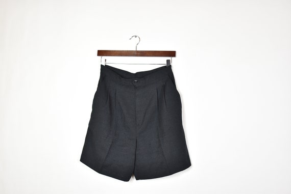 Vintage Black High Waisted Mom Shorts - image 1