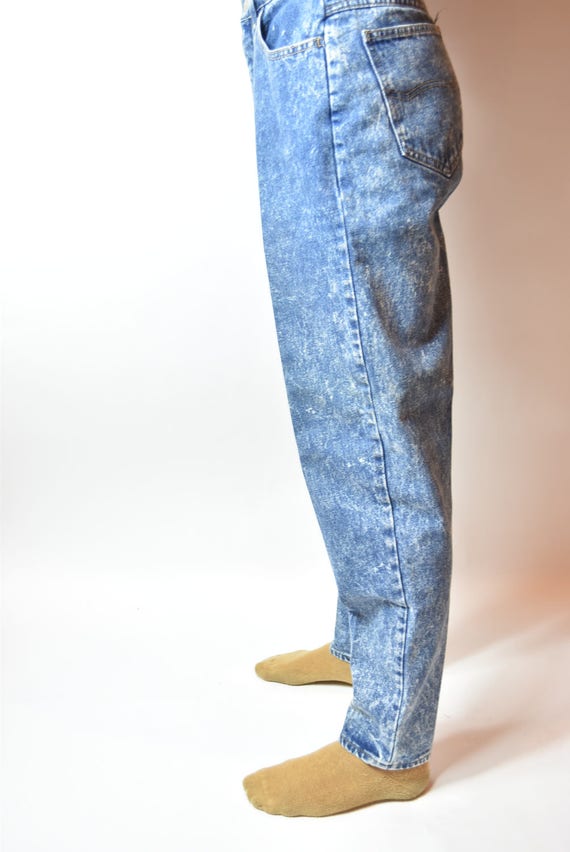 Vintage 80's Blue Acid Washed Mom Jeans - image 3