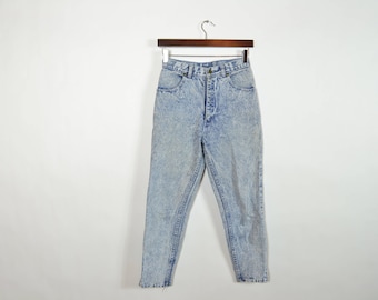 Vintage High Waisted Ankle Zip Acid Wash Jeans