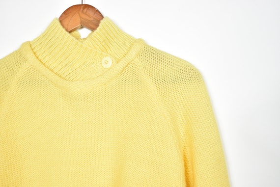 Vintage Yellow Long Sleeve Pullover Sweater - image 2