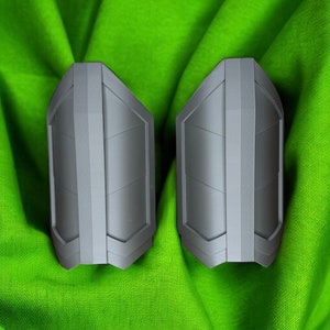 Mandalorian armor - Custom “Architect” Thigh Plates