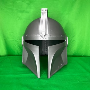 Gladiator inspired Mandalorian DIY helmet