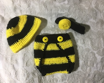 Pattern 0-3 Months Bumble Bee Baby Outfit