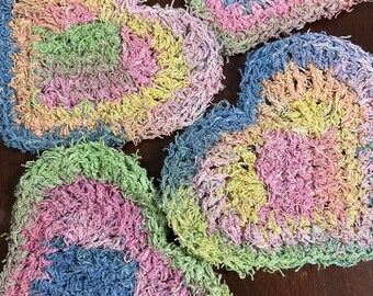 Handgemaakte katoenen scrub: herbruikbare schotel of gezichtsscrub