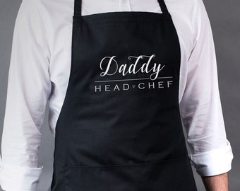 Daddy Head Chef Mens Novelty Apron - Grandad Dad Step Dad Daddy - Gift Present Funny - Fathers Day Birthday Christmas BBQ Kitchen For Him