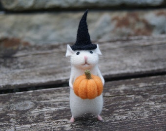 Halloween Maus mit einem Kürbis, Nadelgefilzte Maus, Nadelgefilztes Tier, Nadelgefilzte Miniatur