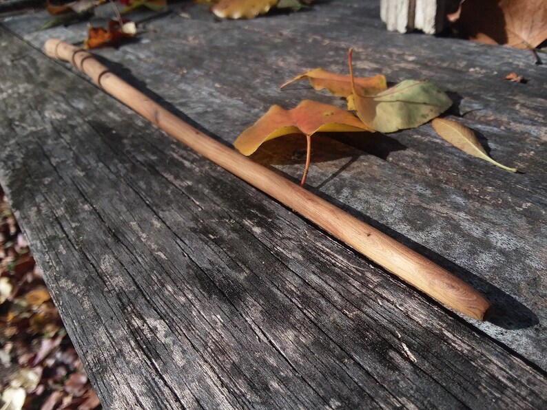 Dueling Wand Cedar with Amethyst