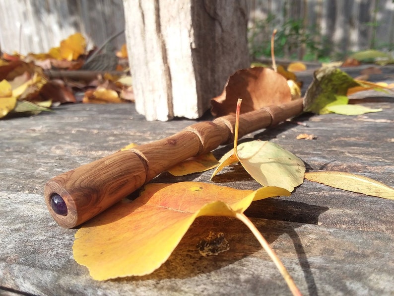 Dueling Wand Cedar with Amethyst