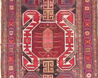 Caucasian Lenkoran carpet with traditional "turtle" design - Antique