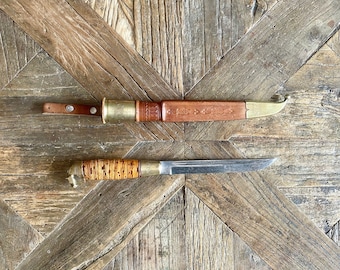 Traditioneel Puukko Fins mes, met koperen paardenhoofd en houten handvat - Vintage