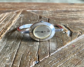 Lady&#39;s silver wirstwatch - Vintage