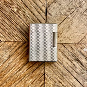 S. T. Dupont lighter - Line 1 - Small model - Small curve design - Silver-plated - Vintage