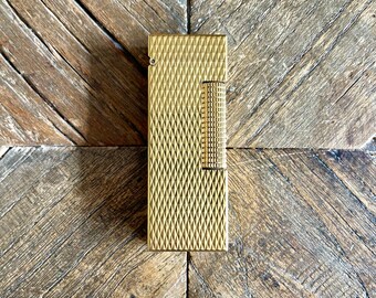 Dunhill lighter, guilloché design, Gold-plated - Vintage