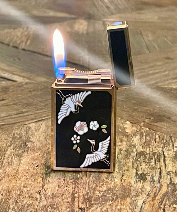 Vintage S.T. Dupont Gold Plated Lighter: Japanese Maki-e Lacquer