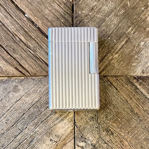 S. T. Dupont lighter - Line 1 - Large model - Vertical line design - Silver plated - Vintage