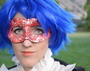 33% OFF; Arista, Versatile Handmade Paper-Mache Masquerade, Cosplay, or Costume Mask, Crushed Seashell Mermaid with Iridescent Highlights