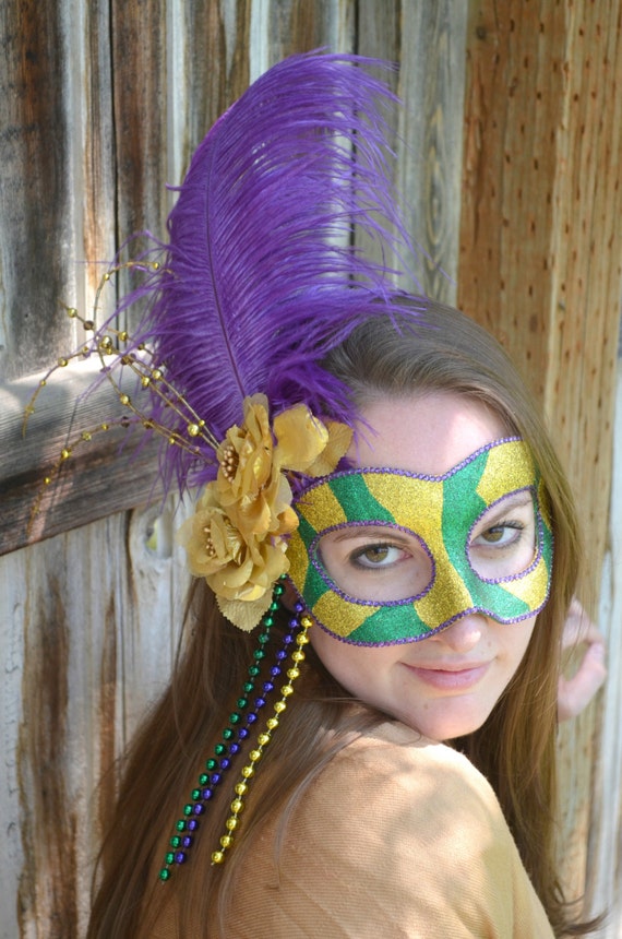 MARDI GRAS MASKS SEQUIN PATCHES PULLOVER