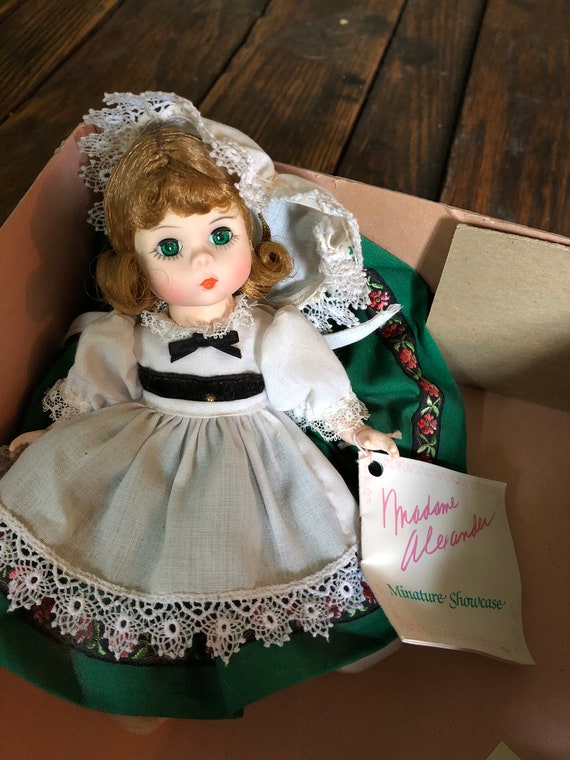 madame alexander miniature showcase