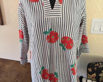 1970’s vintage minty blue and white stripe seersucker shirt.