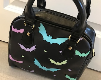 Gruselige Pastel Goth Fledermaus Print Damen Alltag Handtasche Schultertasche Punk Gothic Style