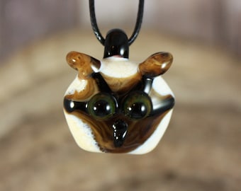 フクロウペンダント、フクロウジュエリー、フクロウネックレス、ガラスフクロウ、動物ペンダント、スピリチュアルジュエリー、ガラスフクロウペンダント、動物ネックレス、鳥ネックレス、フクロウ